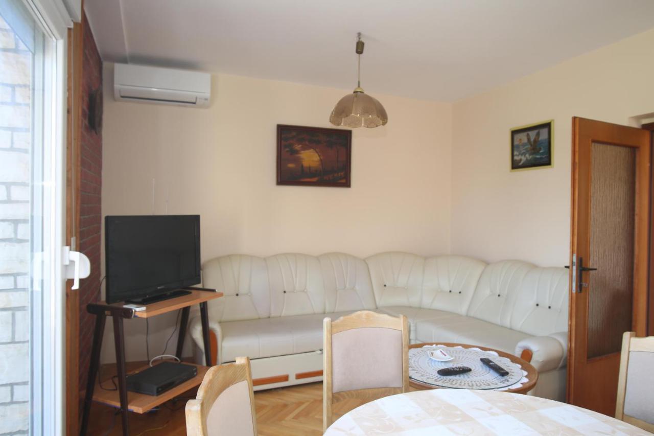 Apartment Michelle بيبينيا المظهر الخارجي الصورة