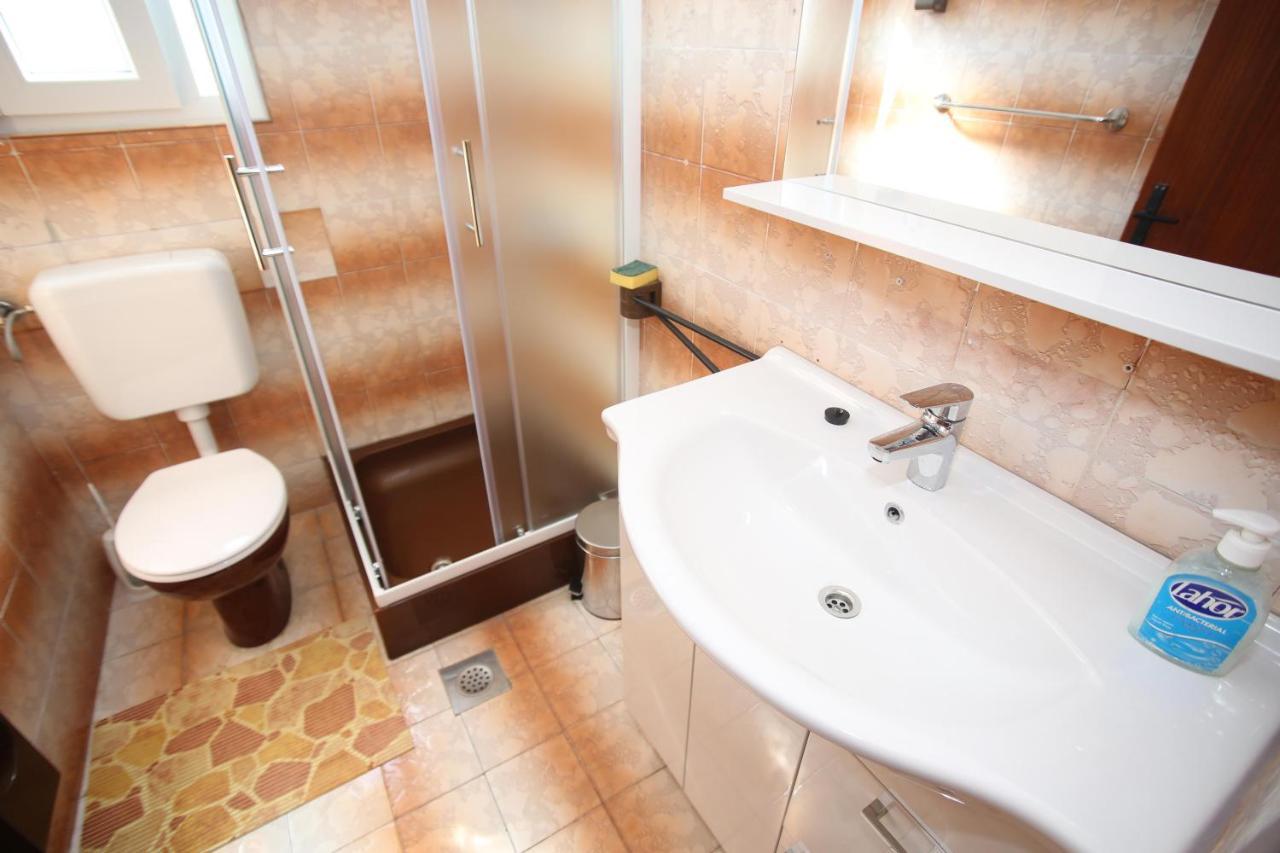 Apartment Michelle بيبينيا المظهر الخارجي الصورة