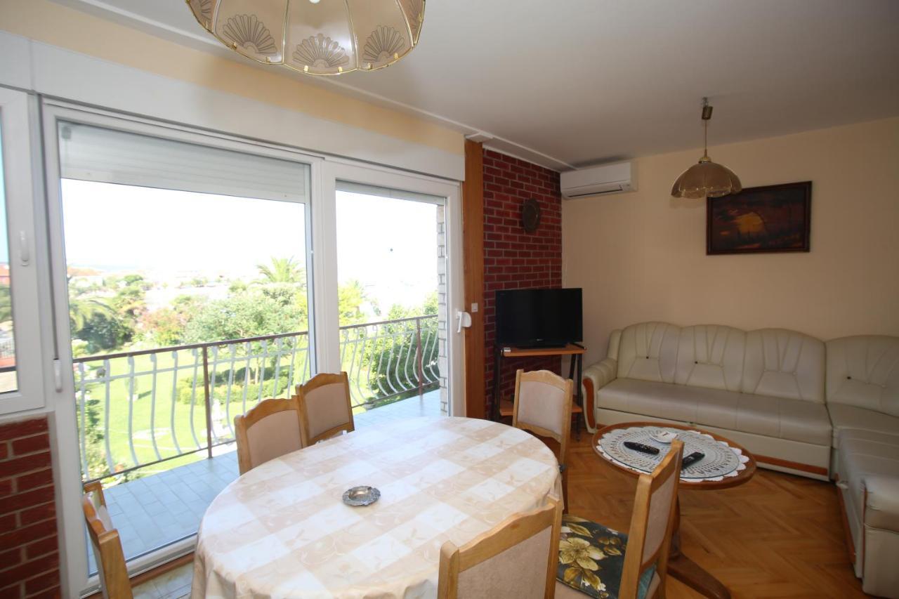 Apartment Michelle بيبينيا المظهر الخارجي الصورة